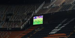 Футболистите в Испания поискаха отмяна на всички мачове