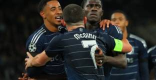 Йънг Бойс - Астън Вила 0:3 