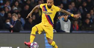 Барселона е готова да пусне Видал