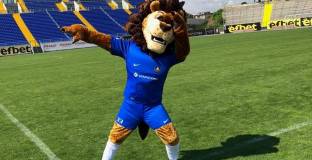 Левски търси аниматор за костюма на новия си талисман