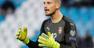  Севиля иска да подпише с вратаря на Сърбия