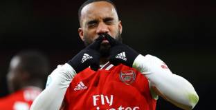 Трансферът на Лаказет в Атлетико зависи от бъдещето на Диего Коста