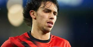 Юнайтед се прицели във Фелиш