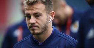 Тотнъм и Кристъл Палас ще се борят за Фрейзър