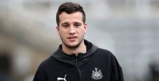 Керъл и Манкийо продължиха с Нюкасъл 