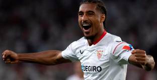 Ливърпул разузнава звезда на Севиля