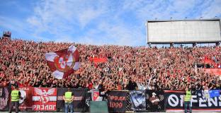 Феновете на ЦСКА с отворено писмо след закупената емблема