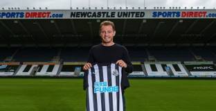 Нюкасъл подписа с шотландски национал 