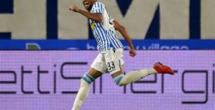 Лацио подписа с Фарес