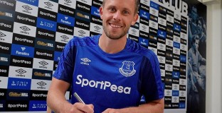 Официално: Евертън взе Сигурдсон за рекордна сума