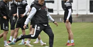 Нападател на Локо Пловдив аут за две седмици