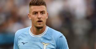  Арсенал вижда Милинкович-Савич като алтернатива на Райс