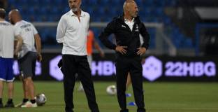 И помощникът на Пиоли се зарази 