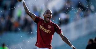 Каранга, капитанът и още трима аут от ЦСКА, клубът води преговори с Турицов