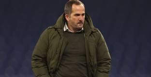 Шалке 04 уволни Баум