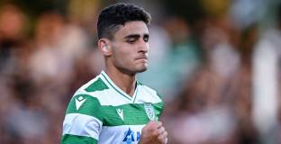 Португалският Санта Клара следи нападателя на Черно море Георги Лазаров