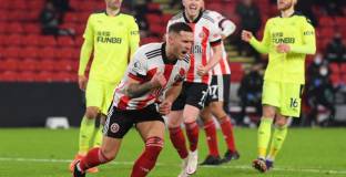 Шефилд Юнайтед с първа победа през сезона (видео)