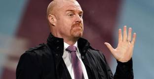 Дайк: Ливърпул не е в криза