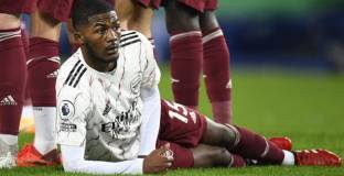 Арсенал отдаде двама под наем