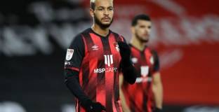 Евертън нае Кинг