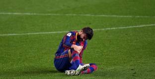 Пике се контузи в мача със Севиля