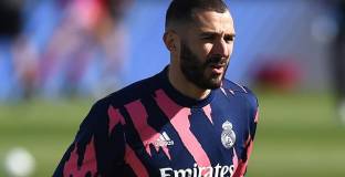 Бензема: Съжалявам за Азар