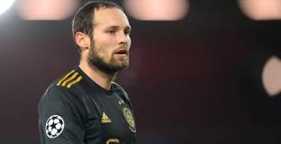 Блинд подписа нов договор с Аякс