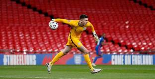 Поуп установи рекорд сред вратарите на Англия 