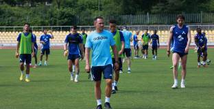 Левски започна подготовката в Правец