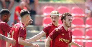 ЦСКА започна с победа при Стипич