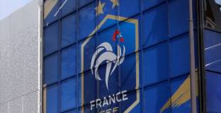 Лига 1 е срещу Суперлигата