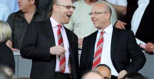 Семейство Глейзър може да продаде акциите на Ман Юнайтед