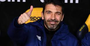  Буфон откри футболна академия за вратари