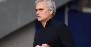 Моуриньо: Нямах достатъчно футболисти в Ман Юнайтед