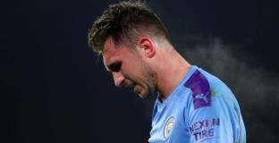 Лапорт поиска да премине в Барселона 