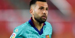 Интер обмисля да подпише с Алба