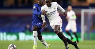 Менди иска по-добър договор от Реал Мадрид