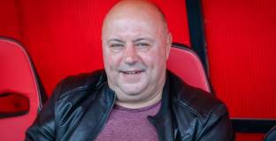 Шеф на Локо София: Чуждестранните играчи излизат по-евтино от българските