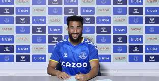 Евертън подписа с Таунзенд