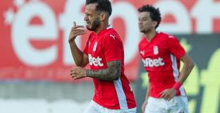 Крумовград и ЦСКА 1948 с реми пред рекордно малко публика (видео)