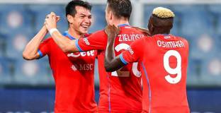 Наполи разгроми Самп, Лацио и Торино не се победиха