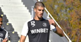 Млад играч на Локо Пловдив получи жесток удар