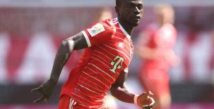 Байерн Мюнхен активно търси купувач за Мане