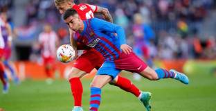 Симеоне накарал Вас да играе въпреки контузията