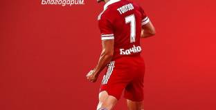 ЦСКА се раздели с Топузов