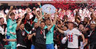 Драма в Германия, но Байерн отново е шампион! (видео)