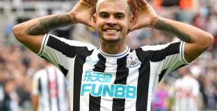 Ман Сити търси замяна за Бруно Гимараеш