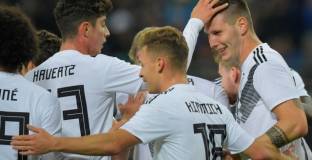 Класическа Германия се справи с Русия за едно полувреме