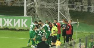 Хебър изпадна във Втора лига, ЦСКА 1948 може да ги последва