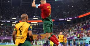 Роналдо стана първият играч в историята, вкарал на пет Световни 